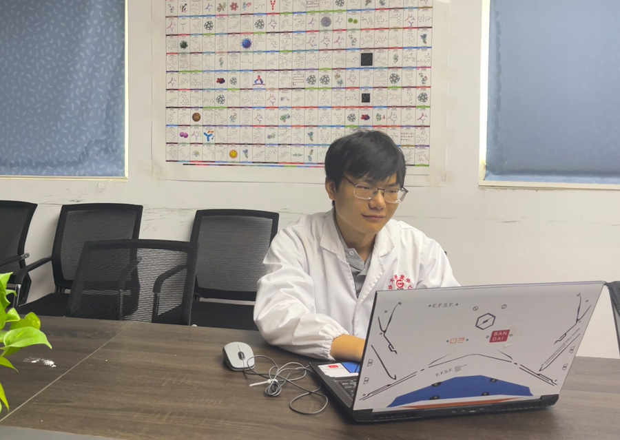 2022年度AG真人官方网医药金穗斗争者——蔡一凡