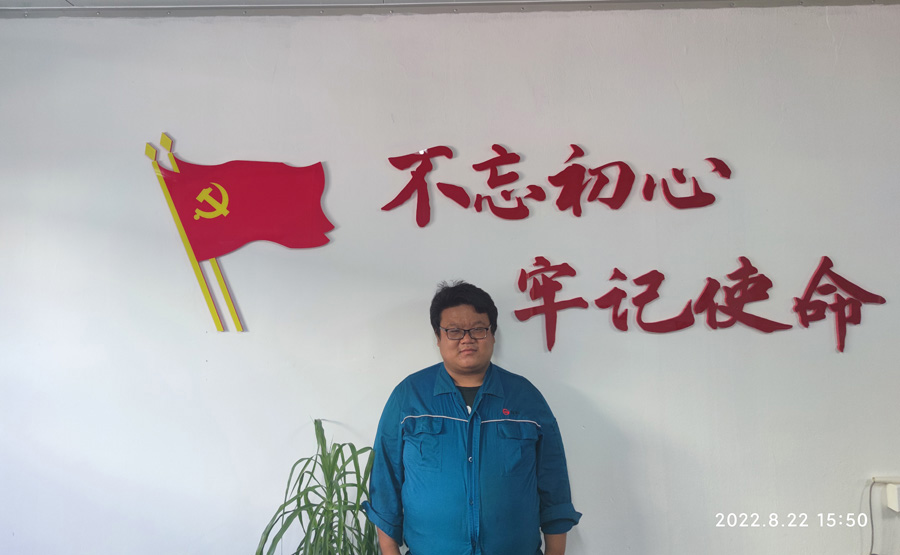 2022年度AG真人官方网医药优异科技斗争者——张 强